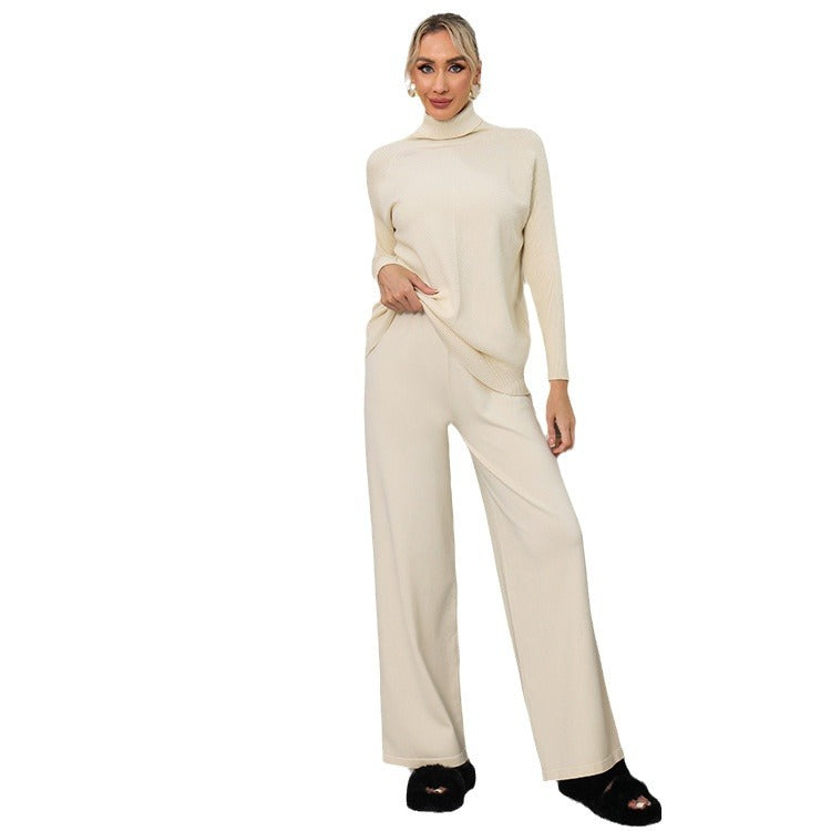 Elegant knitted loungewear set for women with high collar and loose fit Lune London