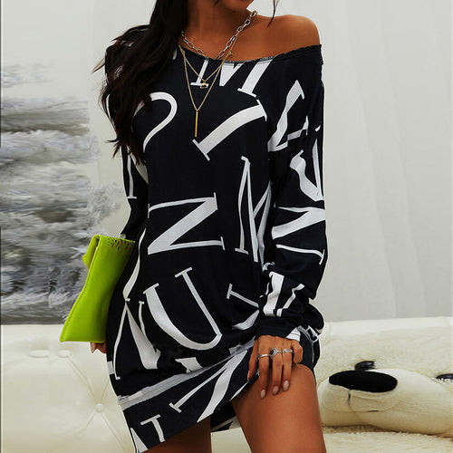 Oversized long sleeve t-shirt for women with modern print and elastic belt Lune London