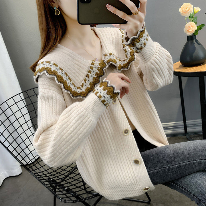 Women’s knit jacket with contrasting collar and button details Lune London