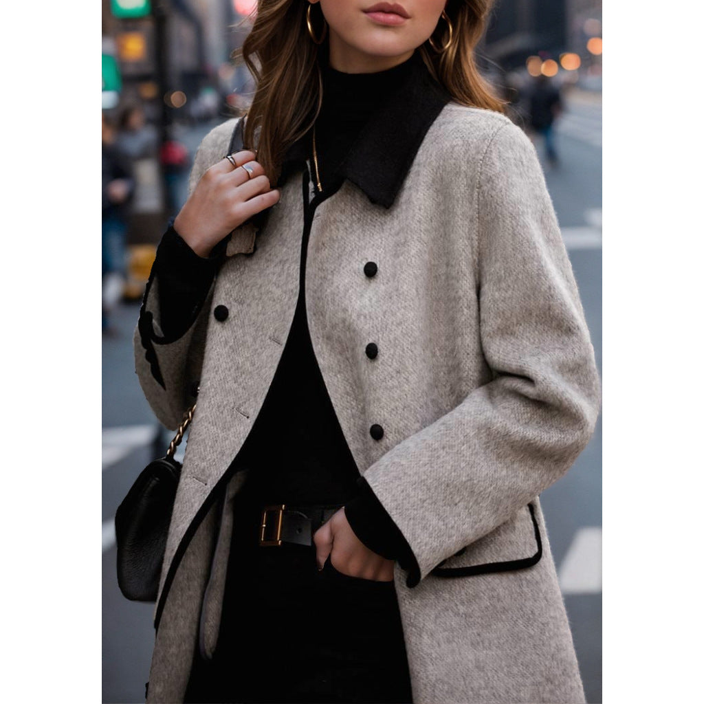 Elegant wool coat for women with classic design and contrasting collar Lune London