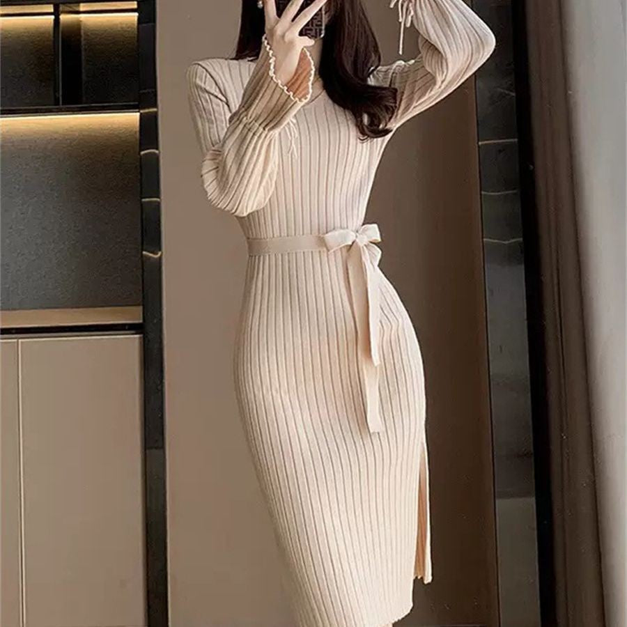 Maxi fitted dress for women with tie belt and ribbed structure Lune London