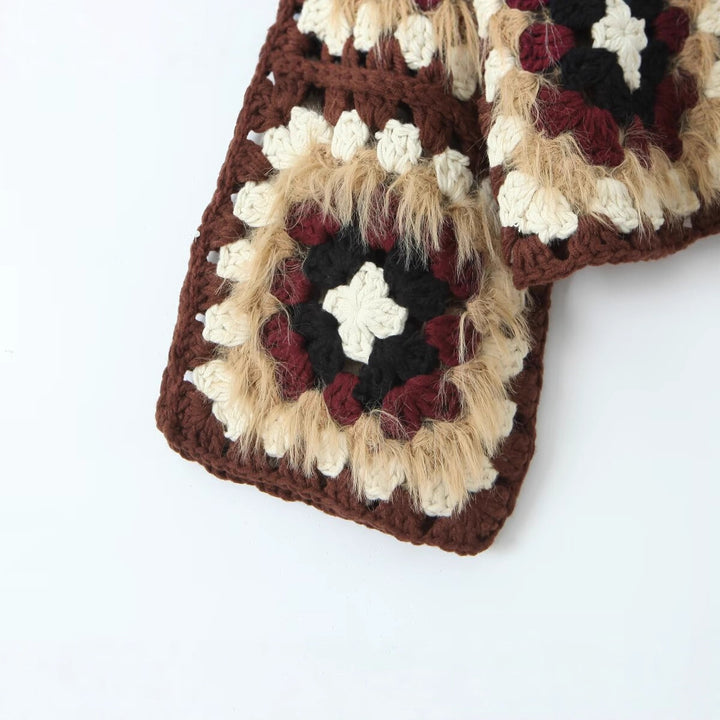 Casual cardigan for women with a colorful Granny square pattern and zipper Lune London