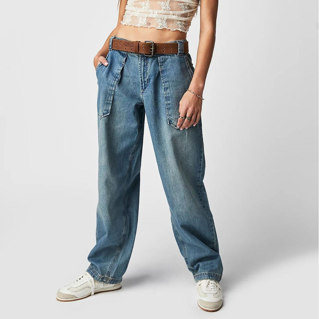 Women's loose cargo jeans with unique pockets and casual cut Lune London