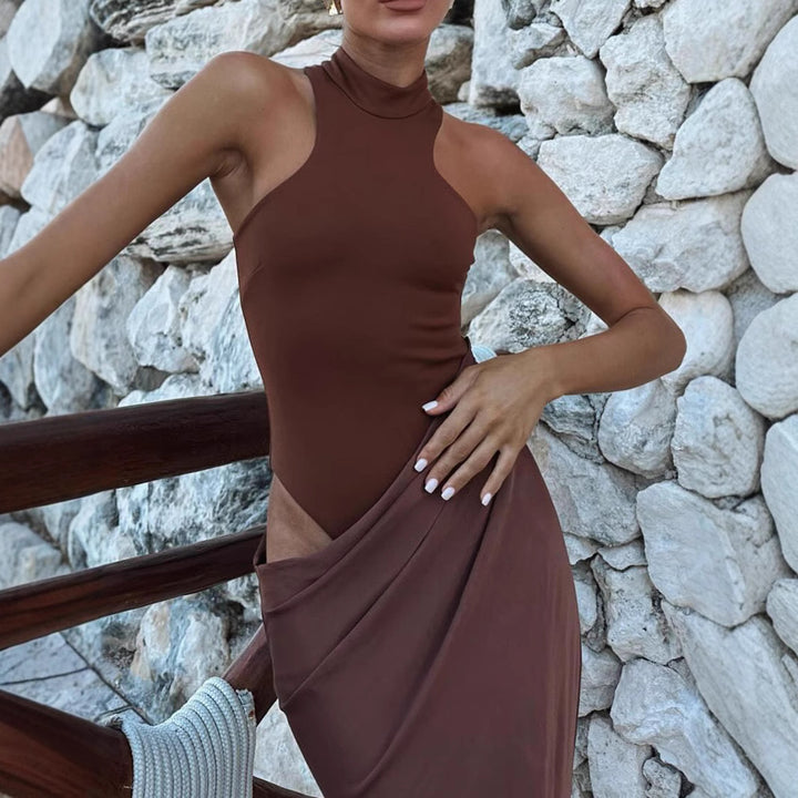 Ladies' maxi dress with fashionable cut Lune London