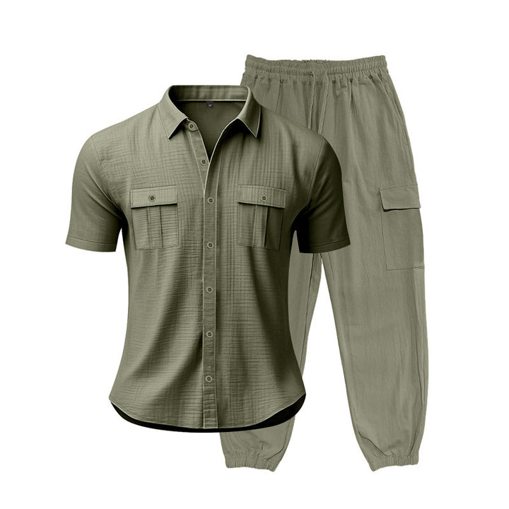 Fashionable short suit for men with practical pockets Lune London
