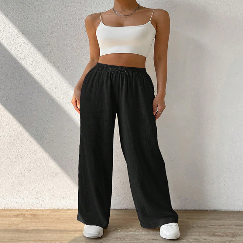 Loose leisure pants for women with elastic waistband and practical side pockets Lune London