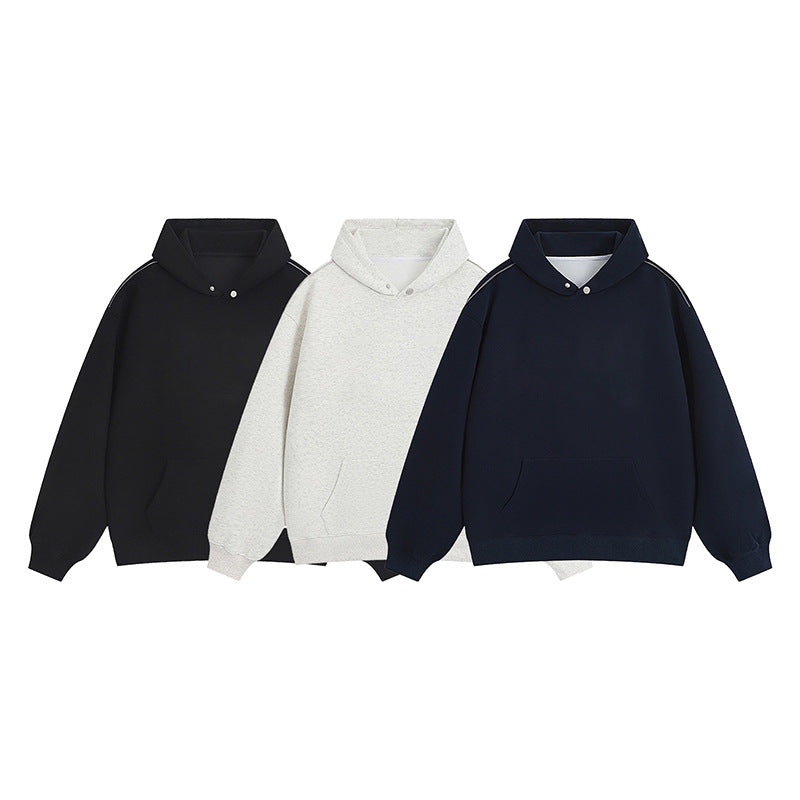 Hooded sweatshirt for women with practical snap buttons and a kangaroo pocket Lune London
