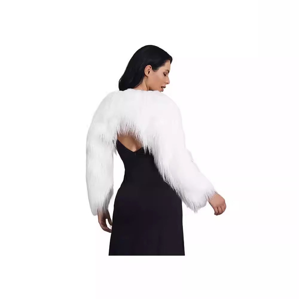 Ladies extravagant faux fur bolero with elegant cut Lune London