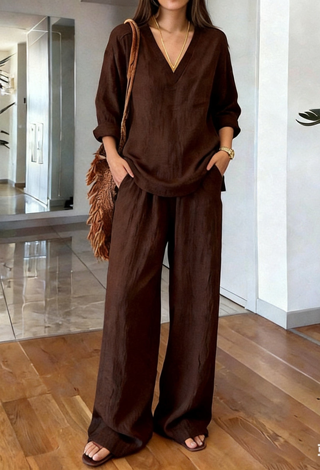 Women's Comfortable Linen Pants with Casual Cut and Practical Pockets Lune London