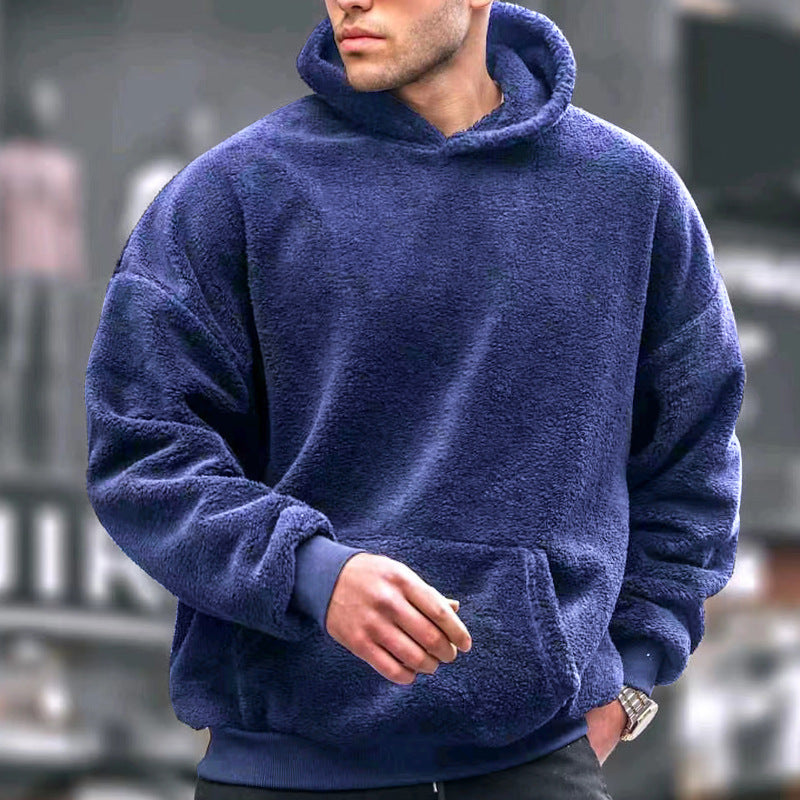Oversized fleece pullover for men with practical pockets and hood Lune London