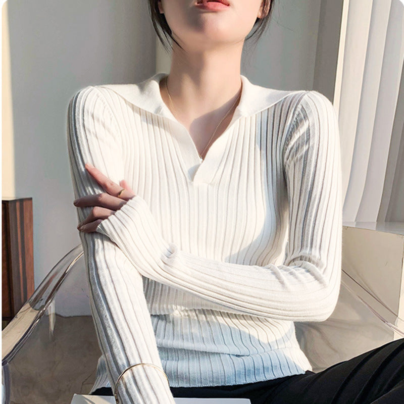 Ribbed knit sweater for women with V-neck and neckline Lune London