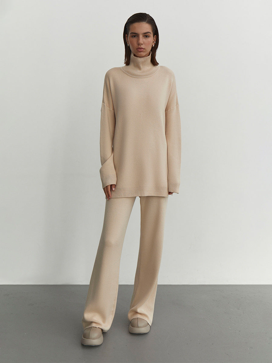 Modular knitted set for women with high collar and loose fit Lune London