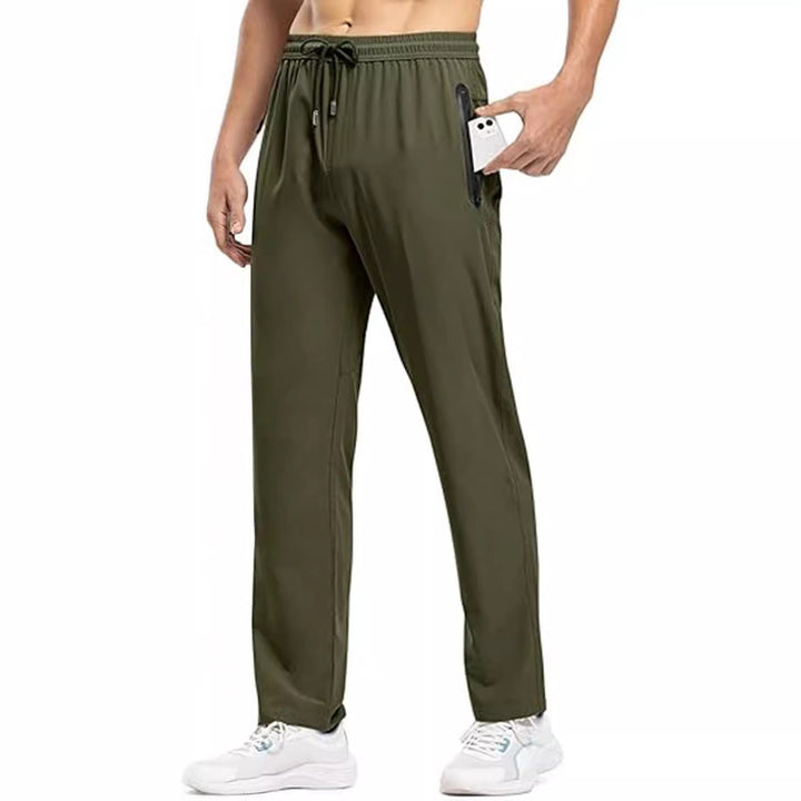 Men's sporty leisure pants with zip pockets on the sides Lune London
