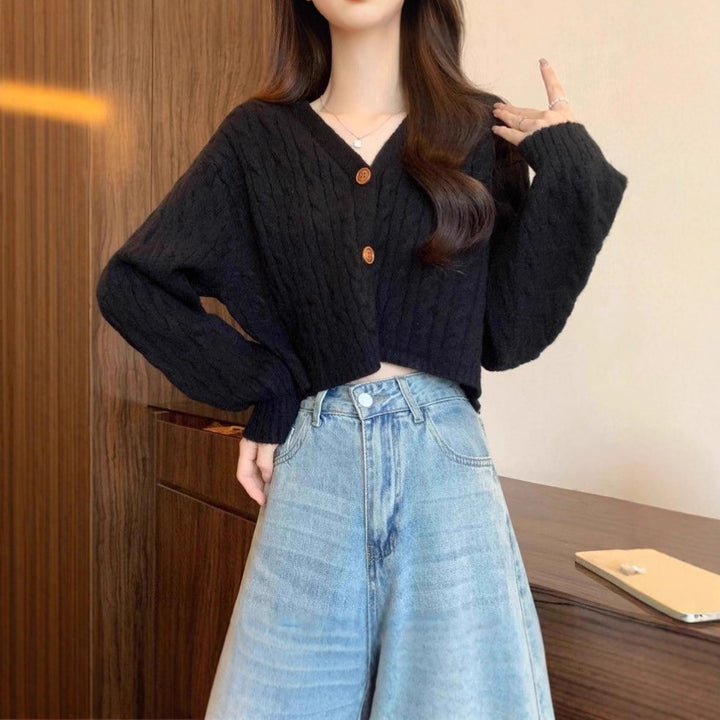Women's cozy knit cardigan with V-neck and large buttons Lune London