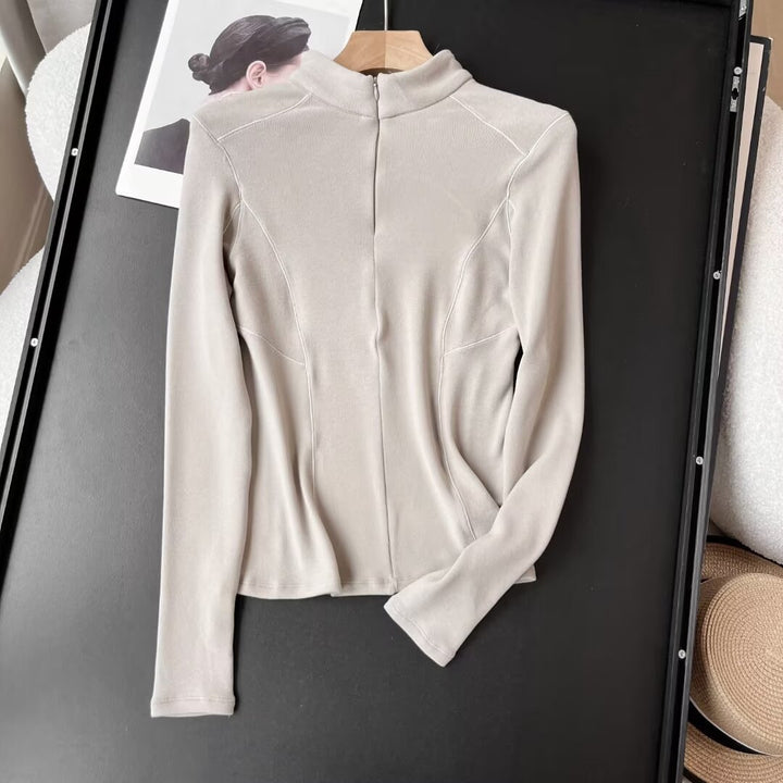 Top de sport féminin de haute qualité avec coupe innovante Chic & Stil