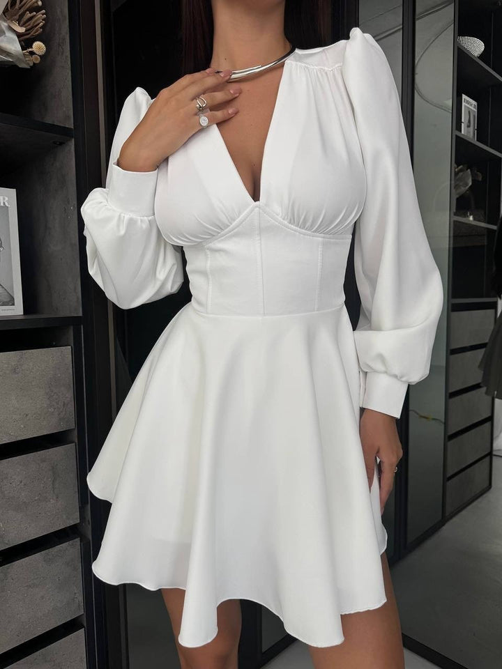 Elegant and flowing summer dress for women Lune London