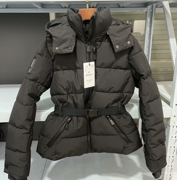 Warm quilted jacket for women with removable hood and belt at the waist Lune London
