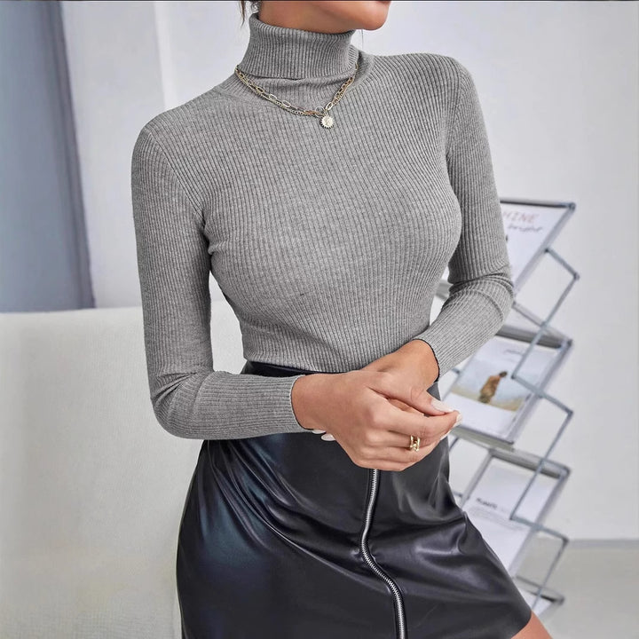 Haut côtelé de haute qualité pour femmes avec col montant et coupe ajustée Chic & Stil