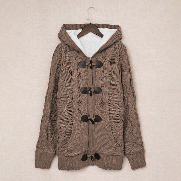 Cardigan pour femmes avec col haut et détails confortables de boutons Chic & Stil