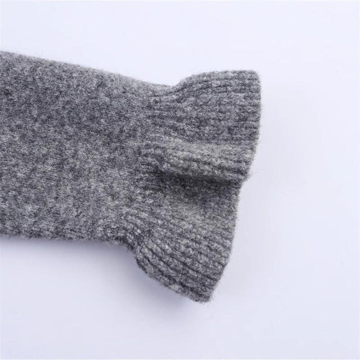 Knitted jacket for women with gathered finishes and a decorative collar Lune London