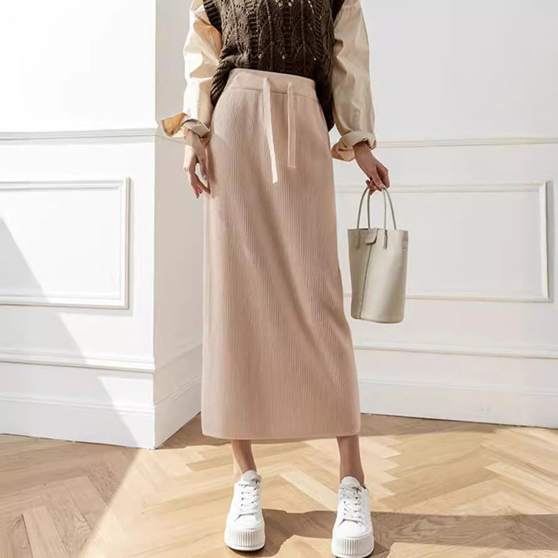 Jupe tricotée pour femmes mi-longue avec taille et design texturé Chic & Stil