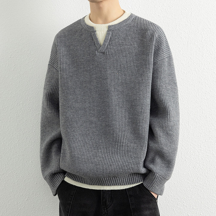Men's knit sweater with V-neck and structured design Lune London
