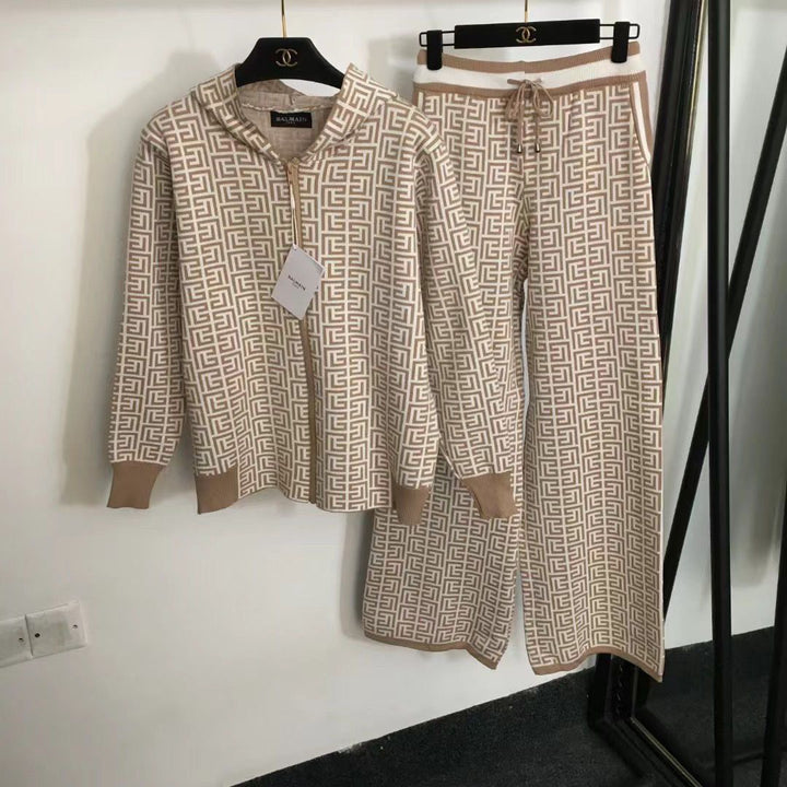 Knit loungewear set for women with graphic pattern Lune London