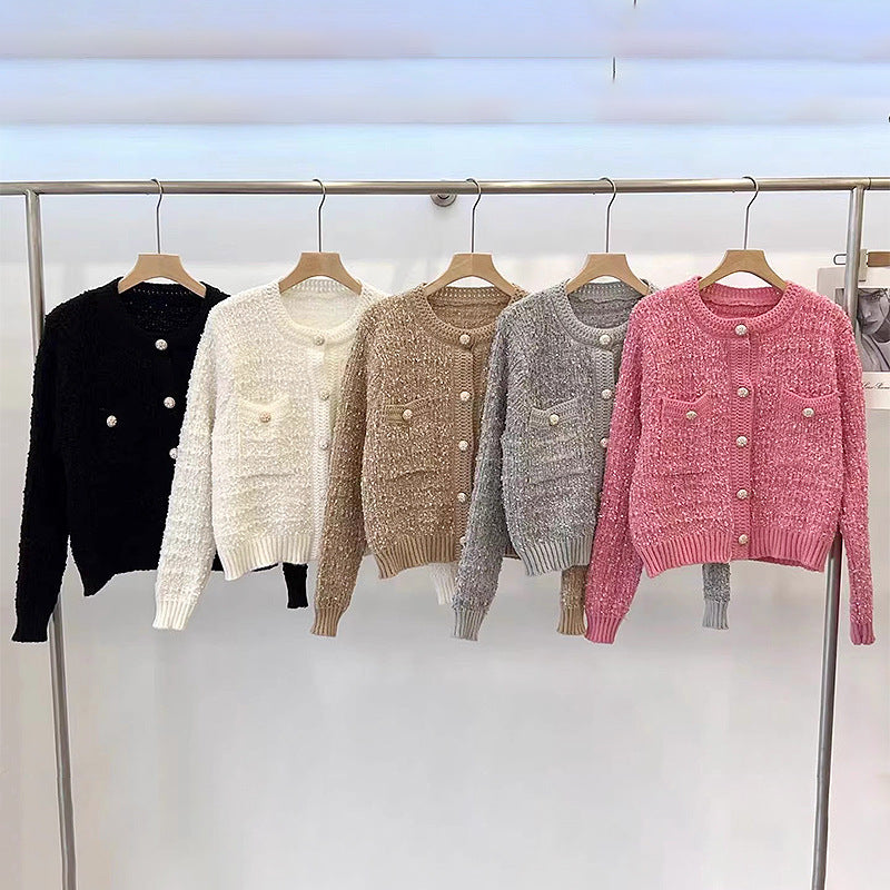 Trendy knit jacket for women with decorative buttons and a relaxed fit Lune London