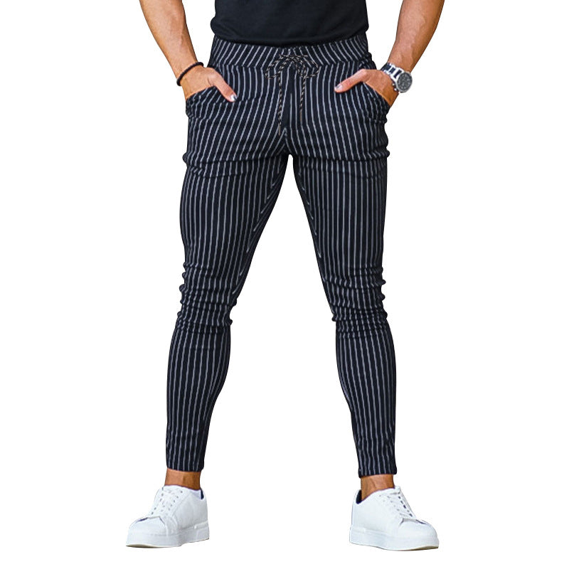 Trendy stretch jeans for men with stripes Chic and Style