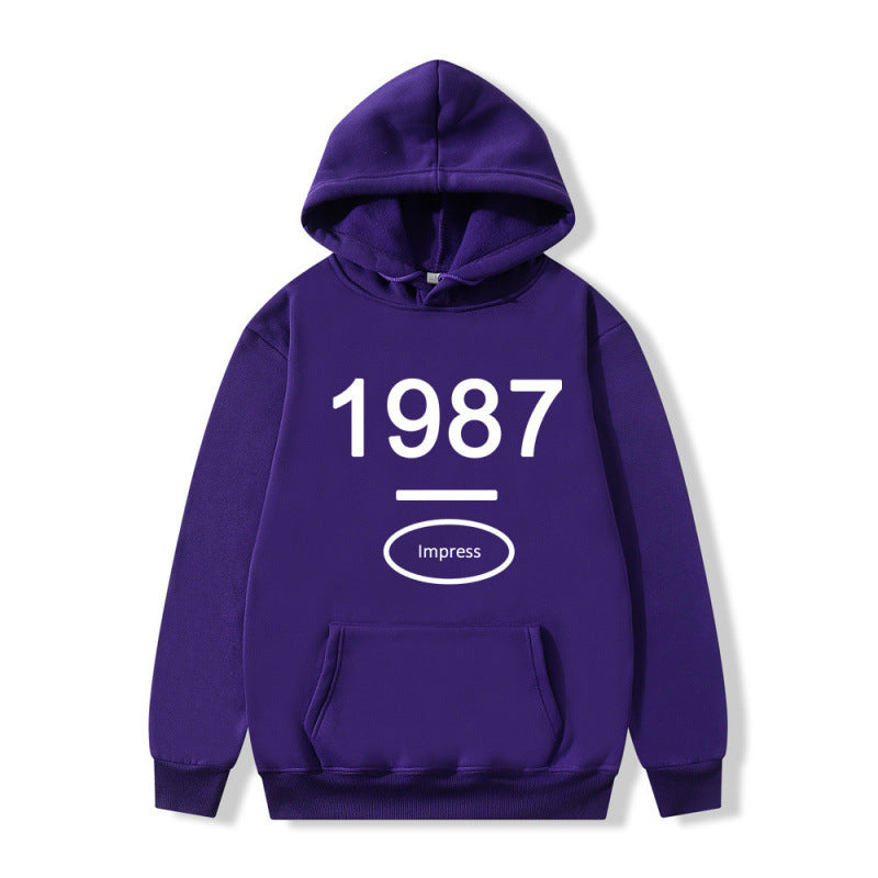 Women's hooded sweatshirt with practical kangaroo pocket design Lune London