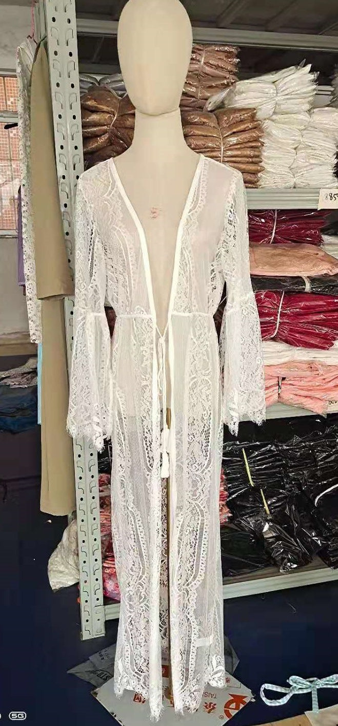 Women’s Long Lace Kimono with Wide Sleeves and Ties Lune London