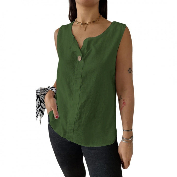 Casual shirt for women in lightweight linen fabric with button details Chic und Stil