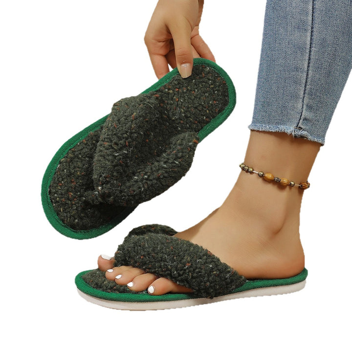 Ladies Cozy Slippers with Comfortable Sole Lune London