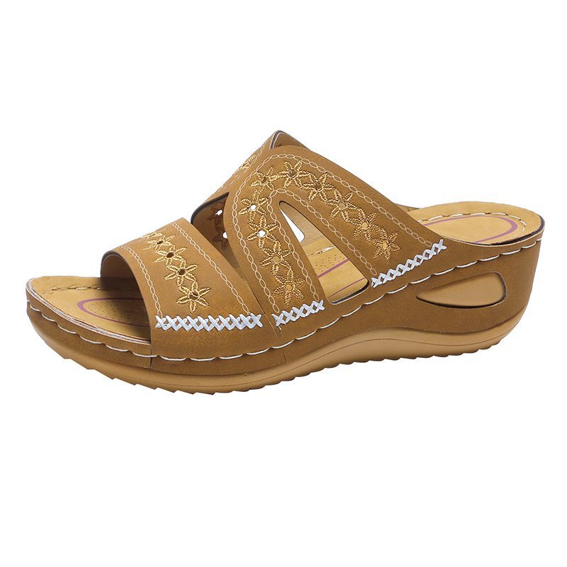 Slip-on sandals enhancing comfort for women Lune London