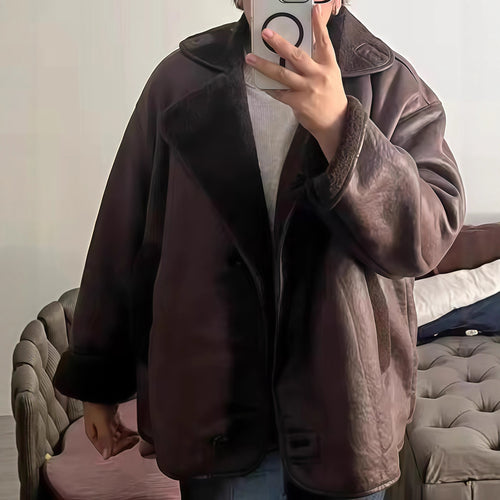 Elegant women's oversized jacket with soft lining and refined structure Lune London