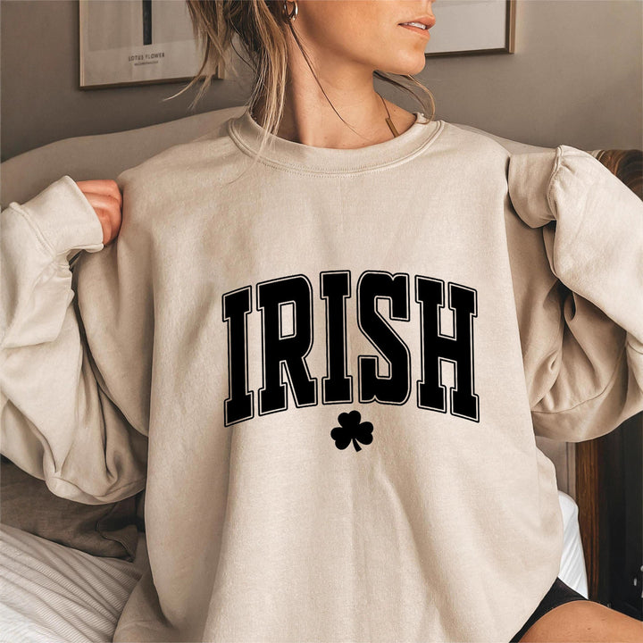 Sweat-shirt femme avec les éléments de design irlandais actuels Chic & Stil