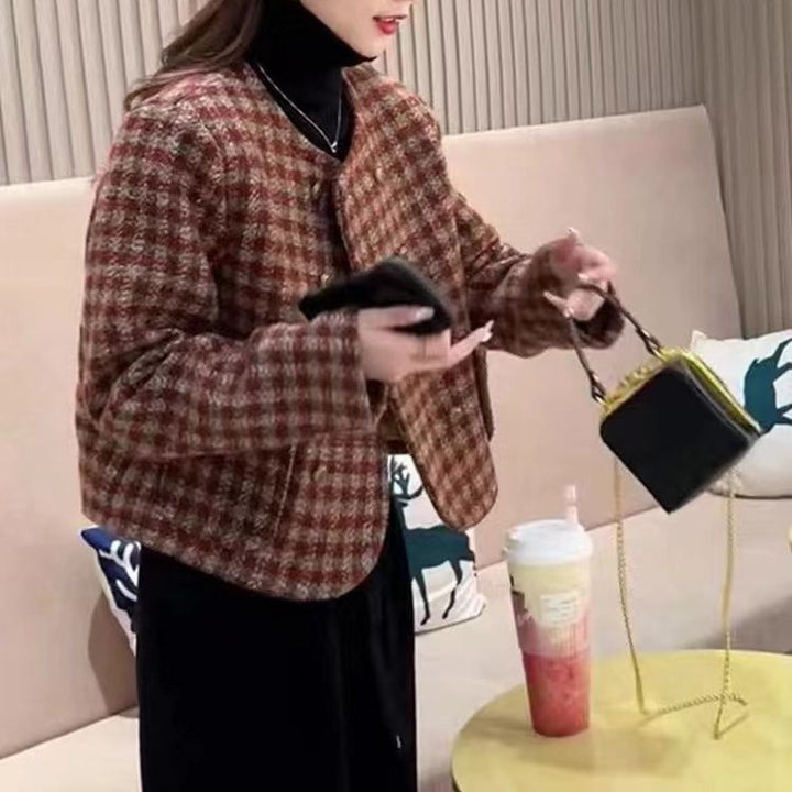 Veste courte à la mode pour femmes avec motif à carreaux Chic & Stil