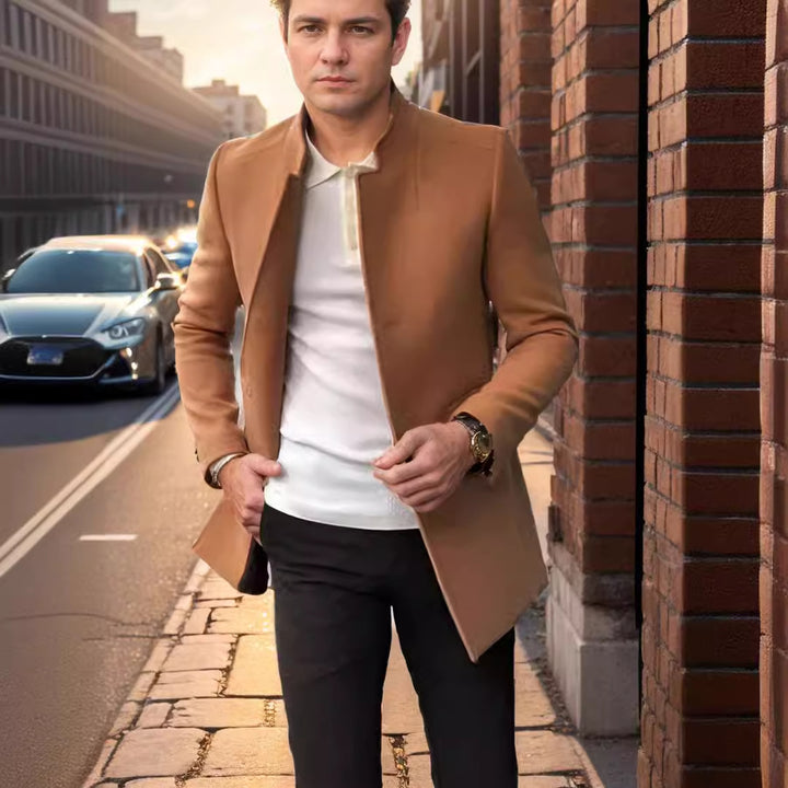 Fashionable men's coat with modern collar and fitted cut Lune London