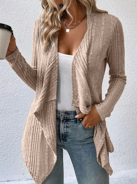 Veste en tricot décontractée pour femmes avec ourlet asymétrique Lune London