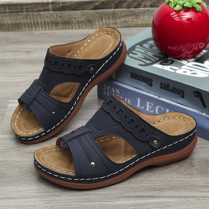 Elegant comfort sandals for women with breathable upper material Lune London