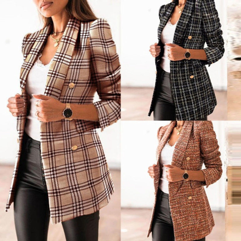 Ladies elegant blazer with a structured design in Lune London