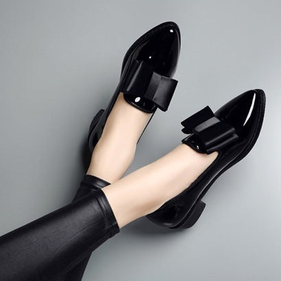 Ladies Elegant Ballet Flats with Large Bow Detail Lune London