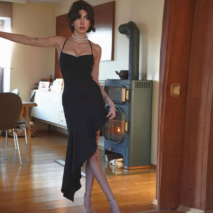Attractive long sleeve long dress for women with strapless design and fluid hem Chic & Stil