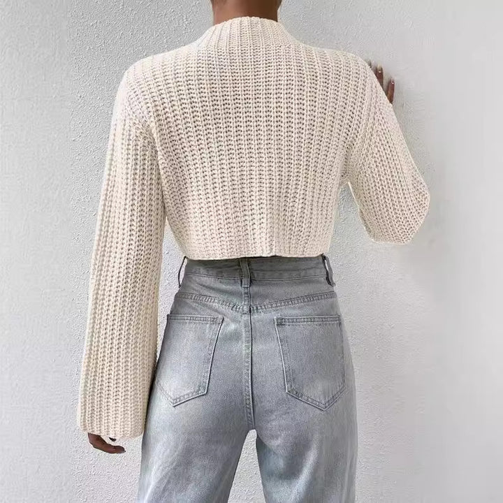 Casual crop sweater for women with wide sleeves and a structured design Lune London