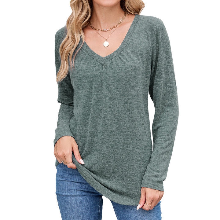 Casual long sleeve T-shirt for women with V-neck and pleated detail Lune London