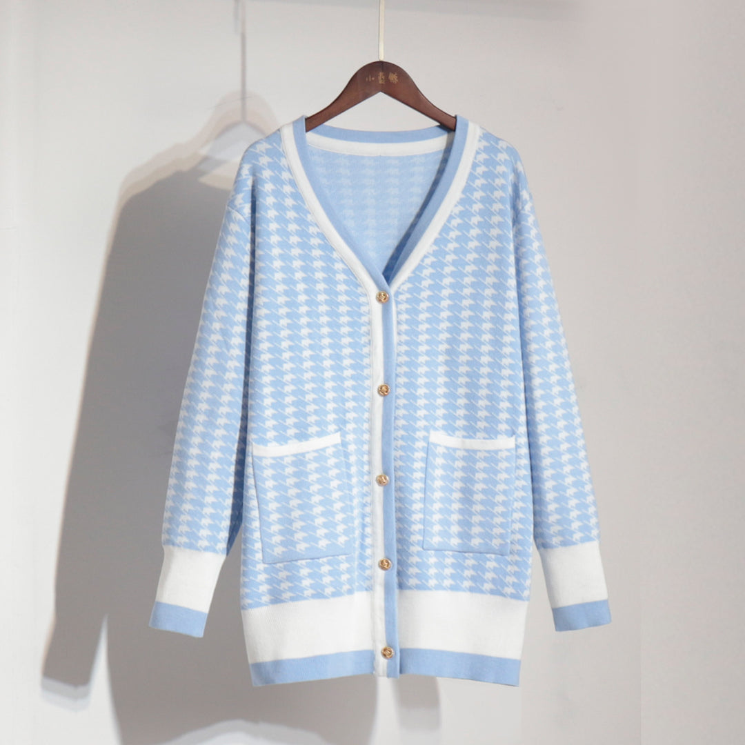 Women's knitted cardigan with a classic houndstooth pattern and button placket Lune London