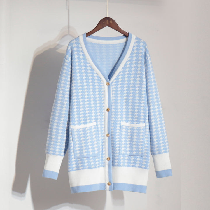 Women's knitted cardigan with a classic houndstooth pattern and button placket Lune London