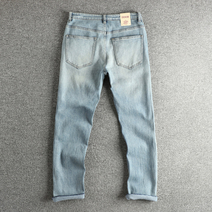 Women's denim pants with a modern slim fit, casual design and high waist Lune London