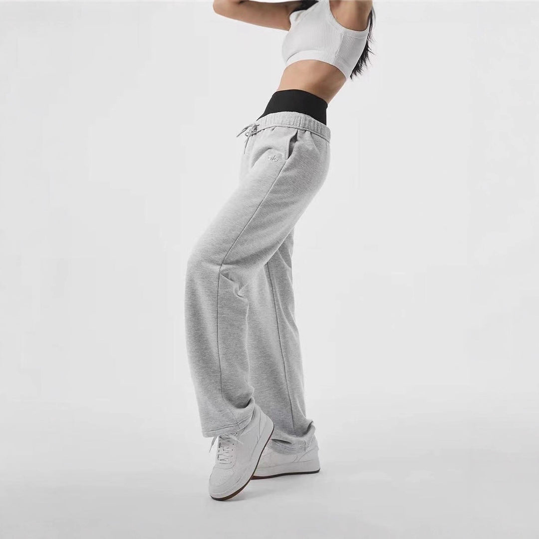 Women's relaxed leisure pants with soft fleece and practical pockets Chic & Stil