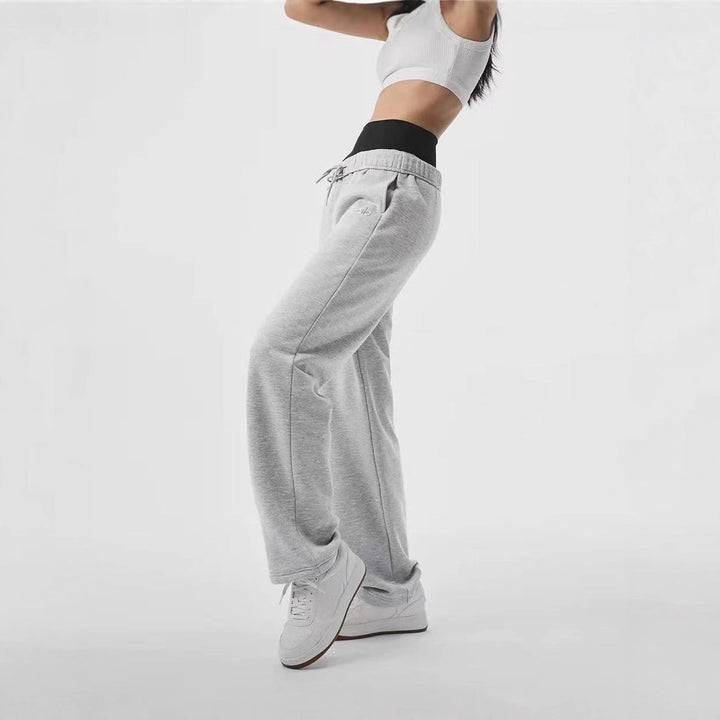 Women's relaxed leisure pants with soft fleece and practical pockets Chic & Stil